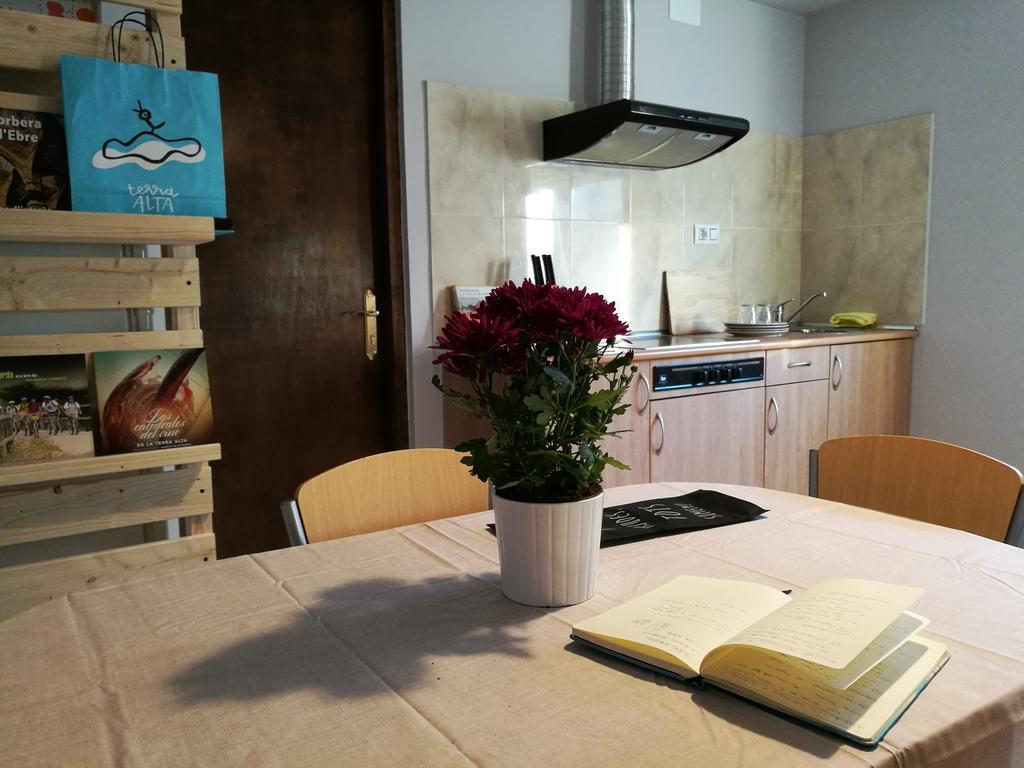 Apartaments Els Temporers Corbera Экстерьер фото