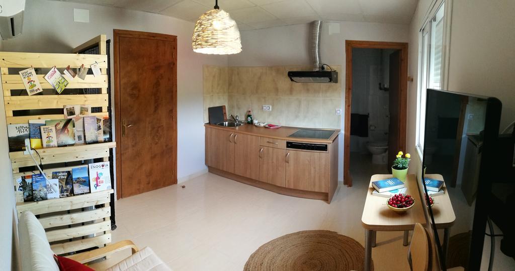 Apartaments Els Temporers Corbera Экстерьер фото